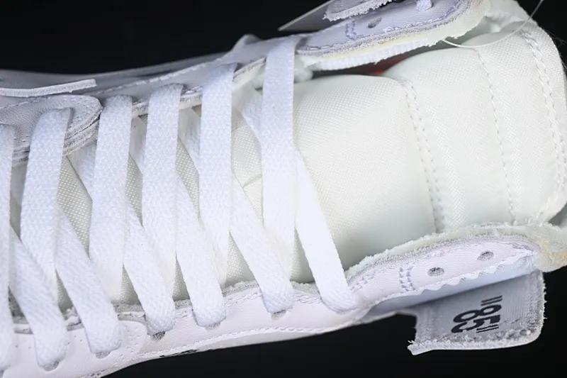 All categories Air Jordan Jordan series basketball shoes Air Jordan 1 High Pure original special offer Off White x Air Jordan OW AJ1 Joe 1 joint all-white high-top basketball shoes AQ0818-100